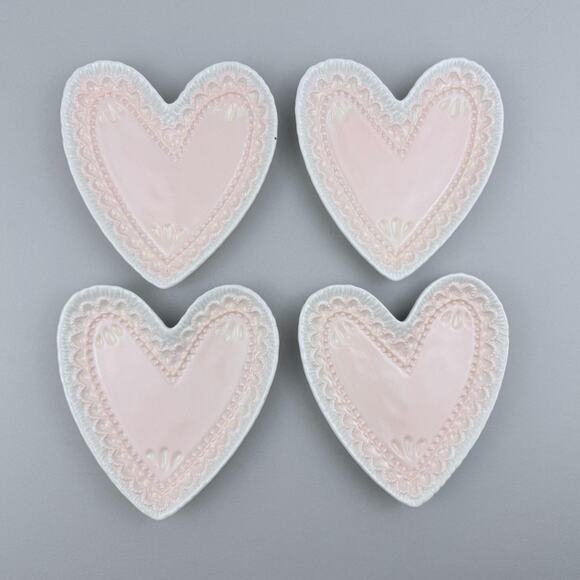 Pottery Barn Heart Appetizer Plates SET OF 4 Decorated Lace Edge Valentines Day - Picture 1 of 12